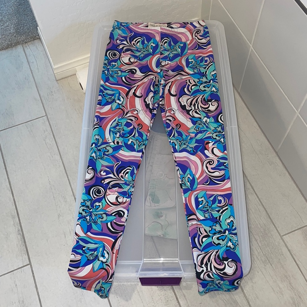 SOLD Emilio Pucci Leggings
